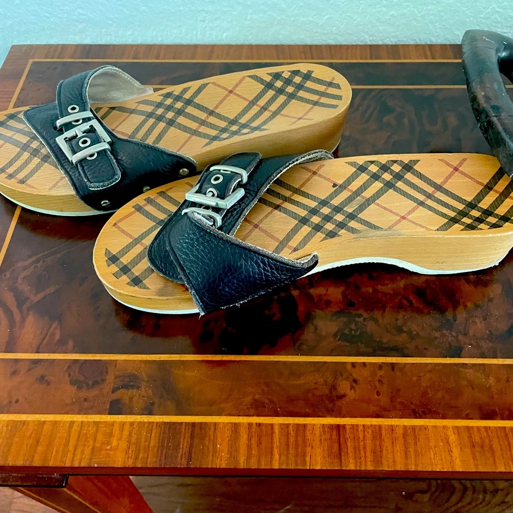 Burberry Brigette Clogs sz 10